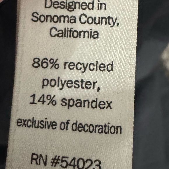 Athleta Chelsea Black Cargo Pants Size 14 - Picture 6 of 6